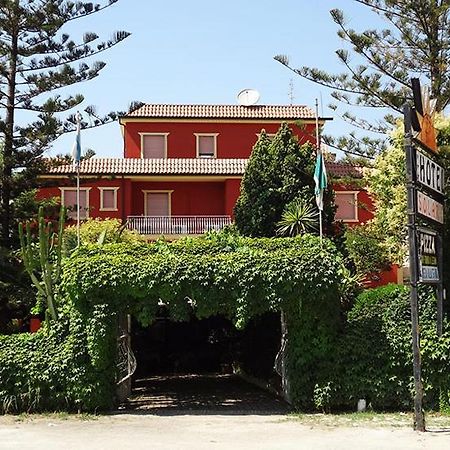 Hotel Ristorante Solari ブリアーティコ エクステリア 写真